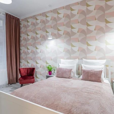 Gorgeous & Super Central Studio Budapest Bagian luar foto