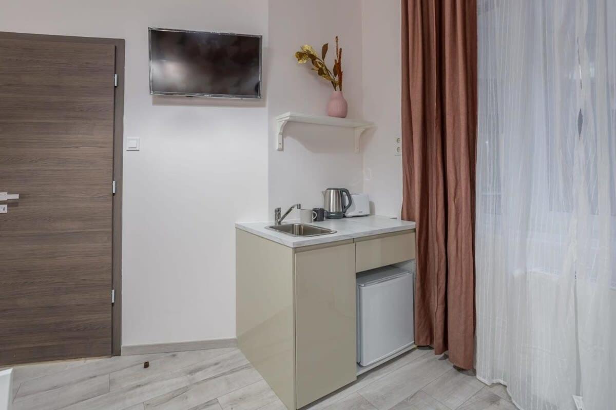 Gorgeous & Super Central Studio Budapest Bagian luar foto