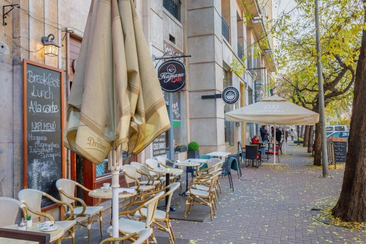 Gorgeous & Super Central Studio Budapest Bagian luar foto
